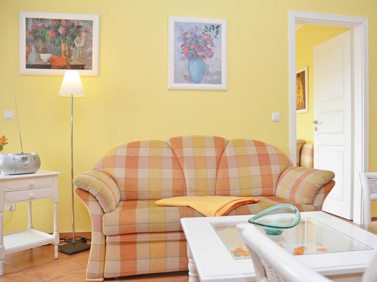 Villa Laetitia - WG 15 - zentral, strandnah, 2 Balkone Binz Bagian luar foto